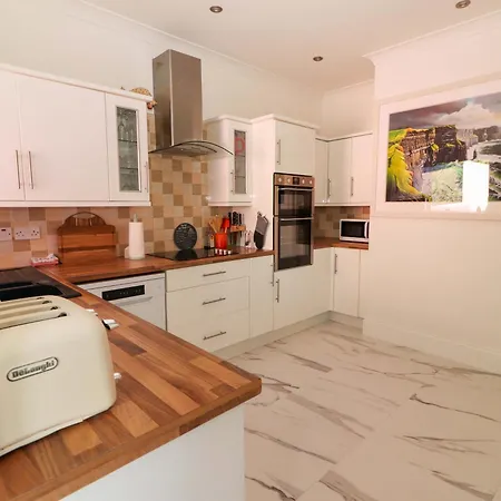 Rosemont בית נופש *